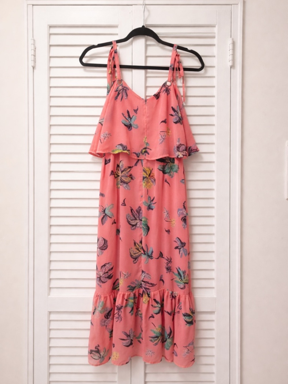 Line & Dot πΊ Riza Ruffle Midi Dress - Picture 5 of 6
